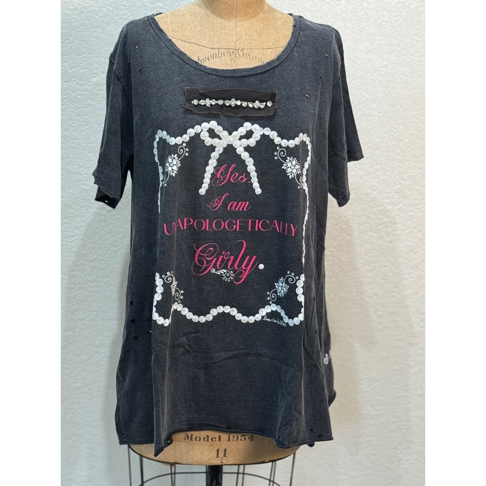 A‎ Rare Bird Unapologetically Girly Distressed Graphic Tee Black L/XL NWT
